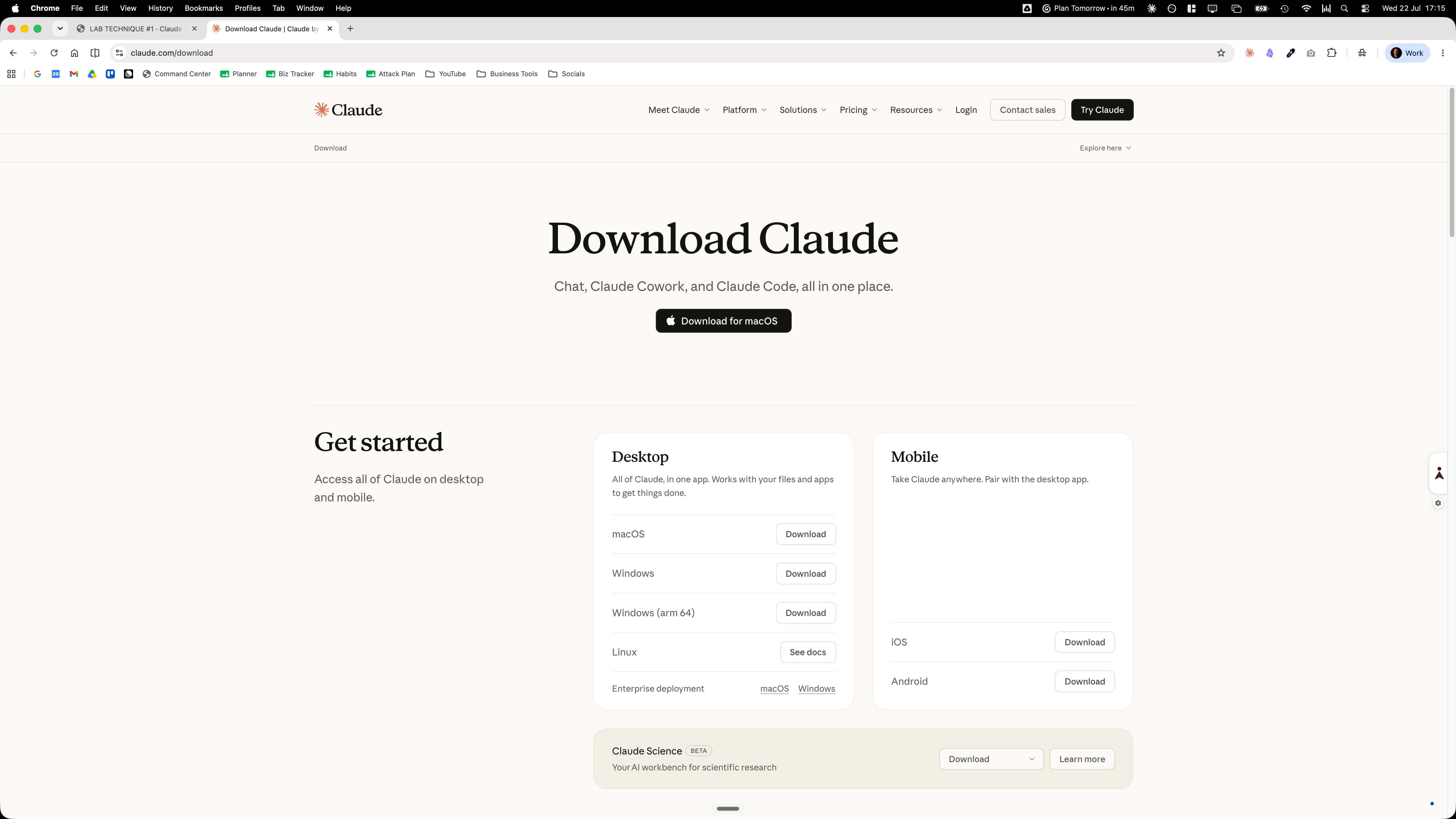 La page claude.com/download ouverte dans le navigateur : bouton Download pour macOS et la liste des téléchargements Desktop et Mobile